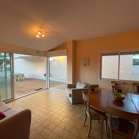 Casa vacanze Spacieuse Proche Plage, Clim, Garage, Terrasse, Barbecue - Fr-1-413-237 Capbreton